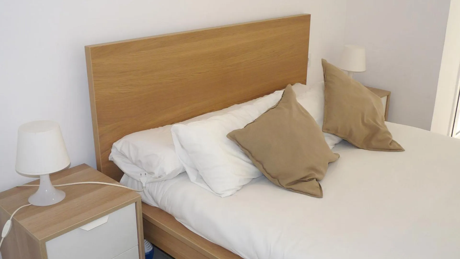 Marbarcelona Apartments Mas L'Hospitalet de Llobregat 0*,  Spagna