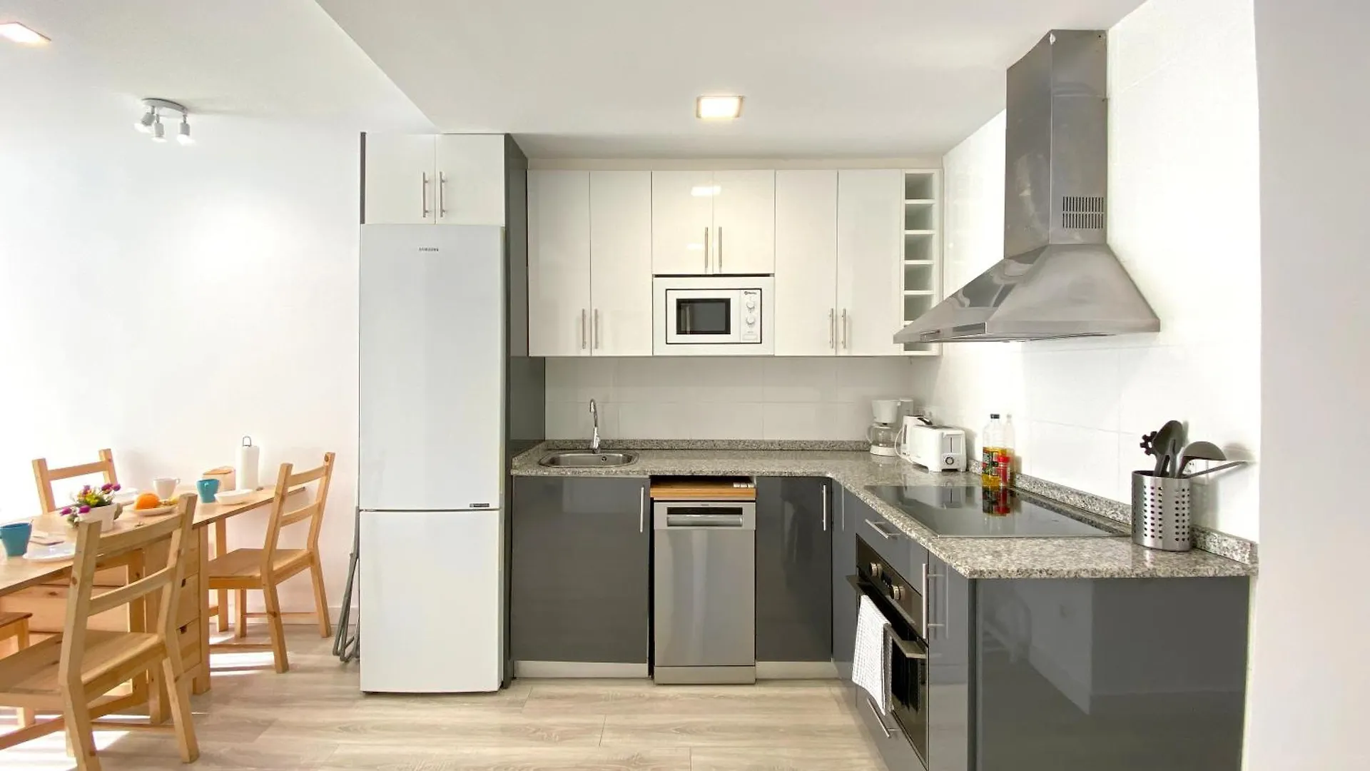 Marbarcelona Apartments Mas L'Hospitalet de Llobregat 0*,  Spagna