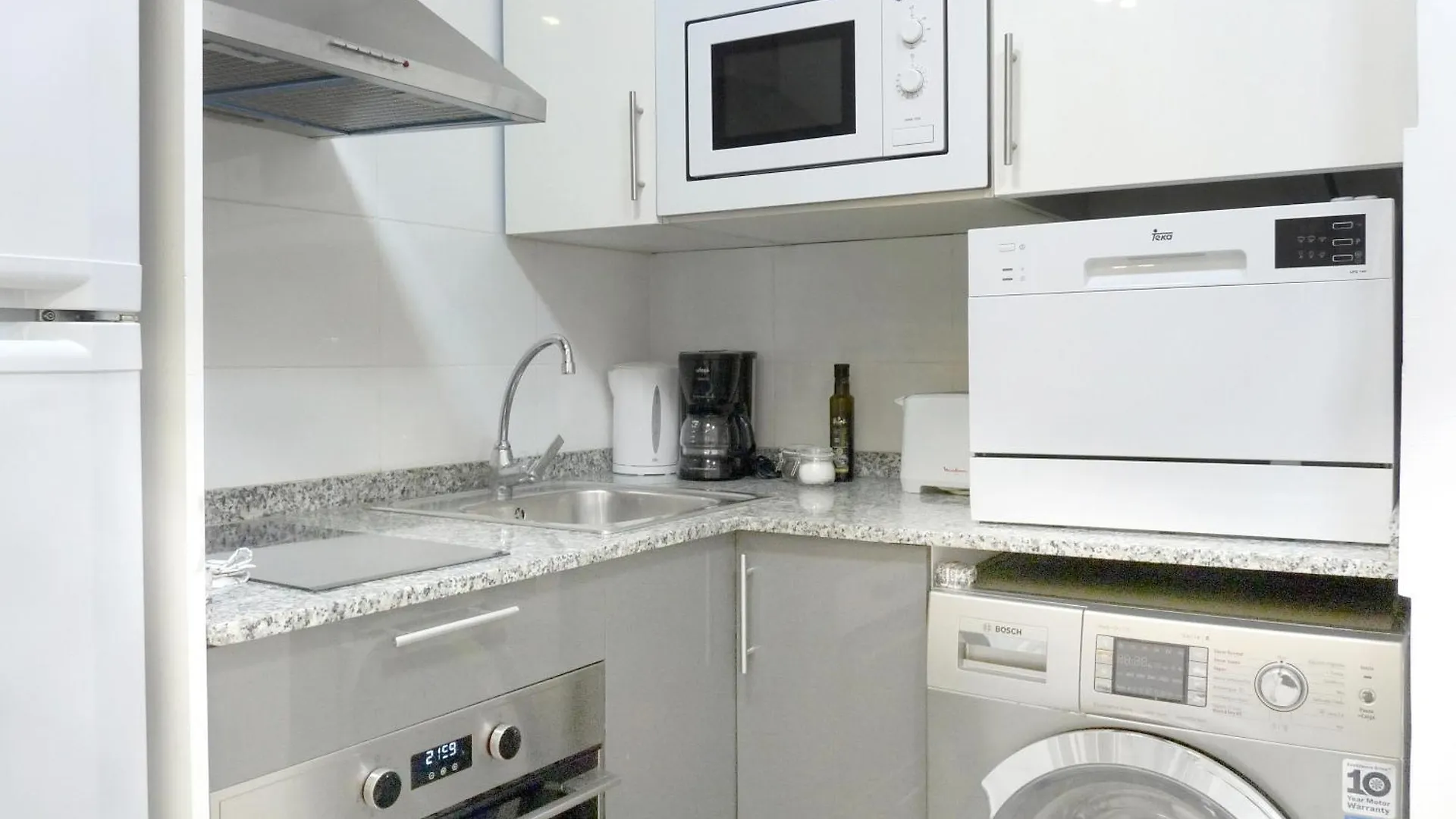 Marbarcelona Apartments Mas L'Hospitalet de Llobregat 0*,  Španělsko